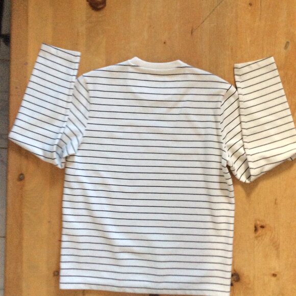 Kenneth Cole New York Men’s Striped Crewneck Sweater —Size M - Picture 3 of 4